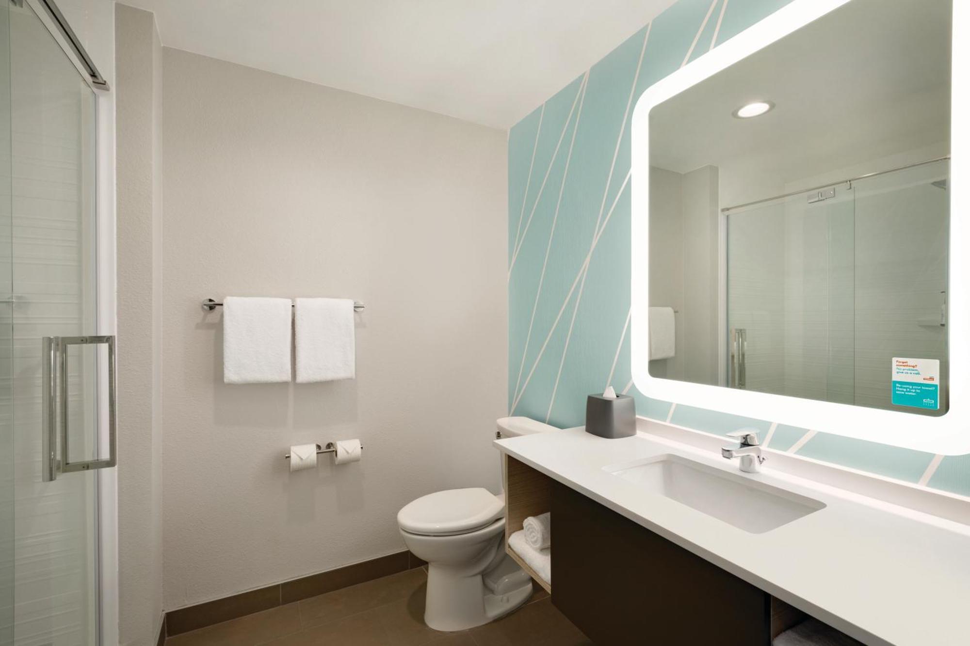 Avid Hotel - Toronto - Vaughan Southwest By Ihg Екстериор снимка